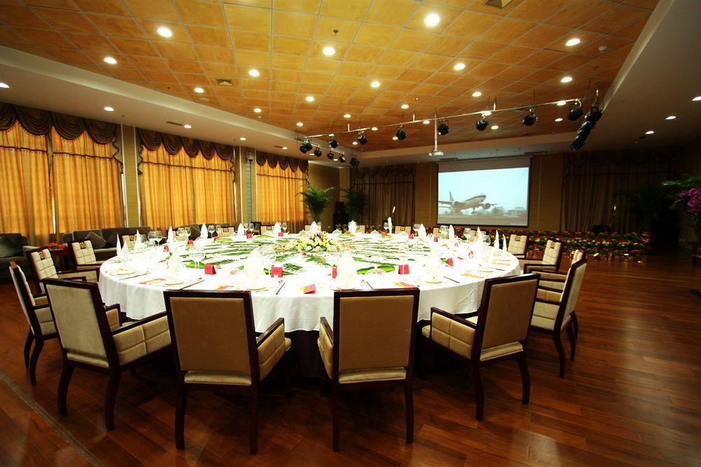 Shanghai Southern Airlines Pearl Hotel Екстериор снимка