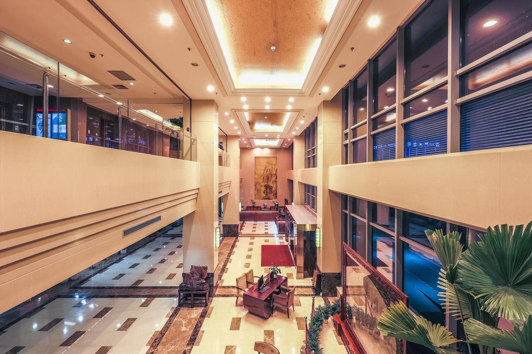 Shanghai Southern Airlines Pearl Hotel Екстериор снимка